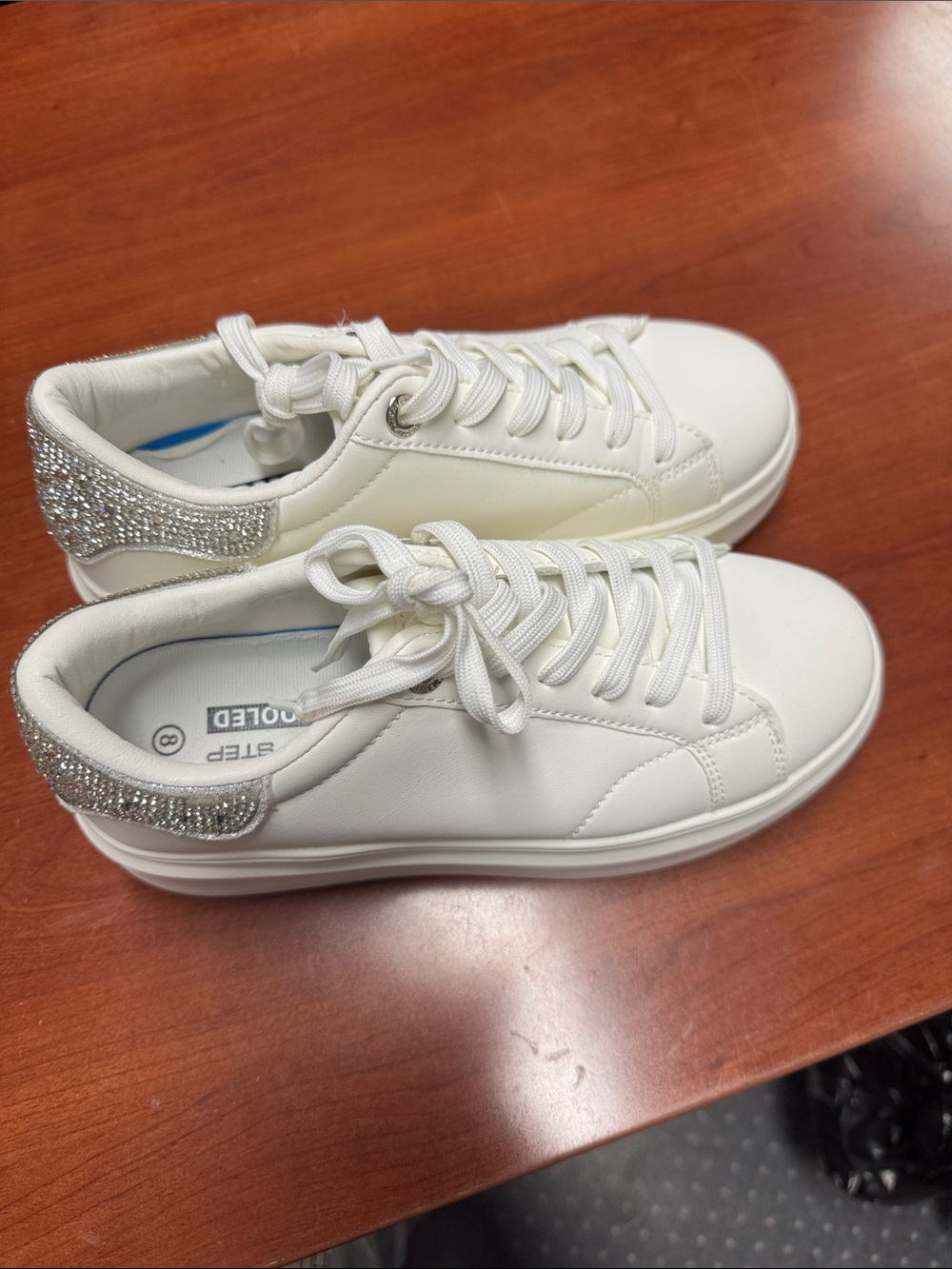 Lucky step platform sneakers size 8 // 091301